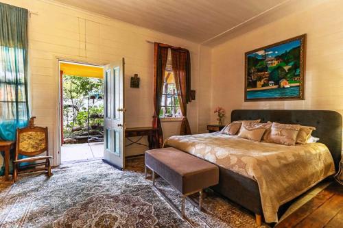 Wyndham Hotel | Robbie Burns Hotel Wyndham