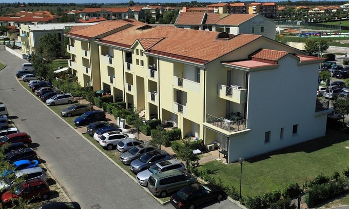 Torre di Fine Apartment | Robinia/Pinetine Lido Altanea