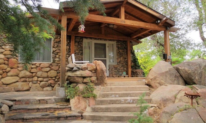 Prescott House | Rock House - Prescott Cabin Rentals