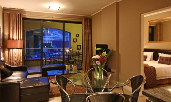 Cape Town City Centre Apartment | Rockefellers