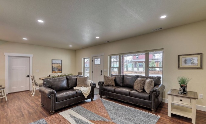 Rockerville Condo | Rockerville Gold Town Lodging #7-Badlands Retreat Near Mt. Rushmore - This two-bedroom condo is your perfect home base for adventure and relaxation. Just minutes from Mount Rushmore, Crazy Horse Memorial, Custer State Park, Sturgis, and the Badlands.