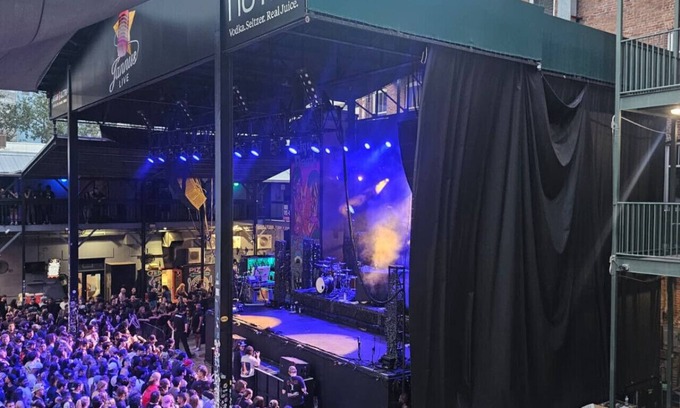 St. Petersburg Apartment | Rockin` Johnny: Luxe 2/2 DTSP @ Jannus Live