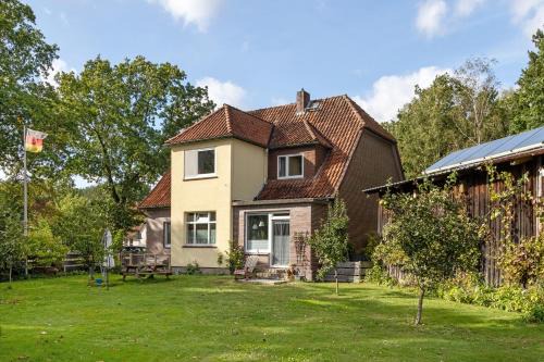 Muden Apartment | Rode