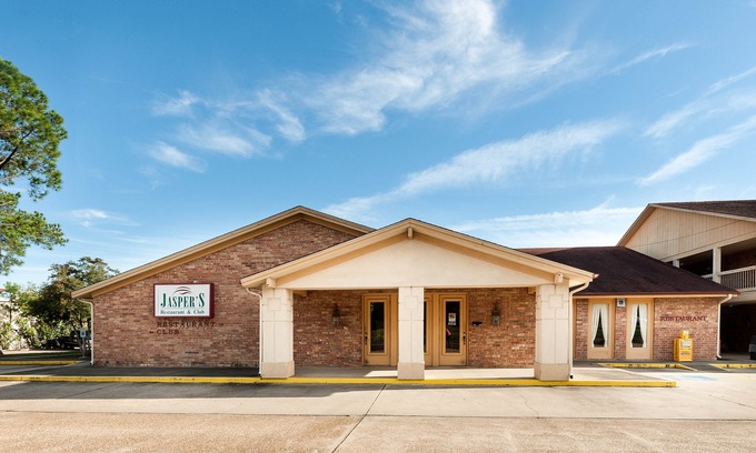 Jasper Hotel | Rodeway Inn Jasper