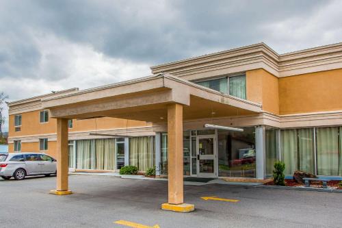 Bedford Hotel | Rodeway Inn