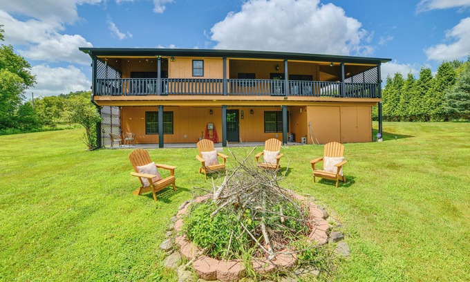 Afton House | Romantic Afton Escape w/Fire Pit & Scenic Views