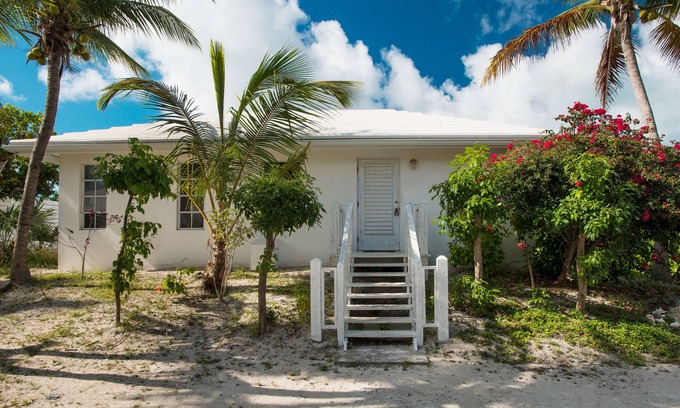 Leeward Settlement House | Romantic Getway Steps from the Beach