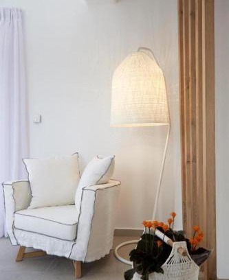 Exo Gialos Villa | Romantic Santorini Getaway Villa Ammos 1 Bedroom Private Outdoor Pool & Beautiful Views Exo Gialos