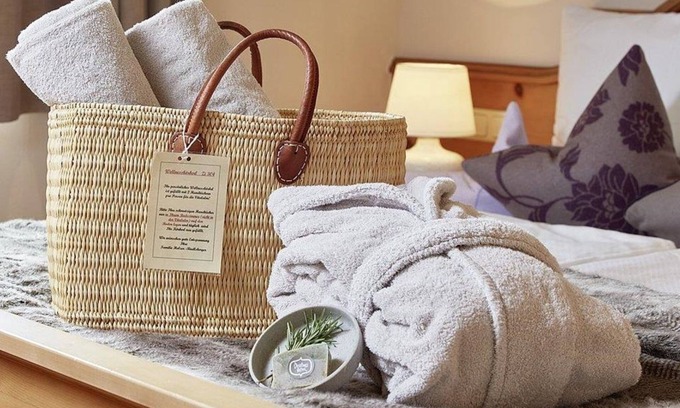 Mittersill Hotel | Romantic Suite Price of Honor - B&B from 14 nights - Gut Sonnberghof Naturhotel