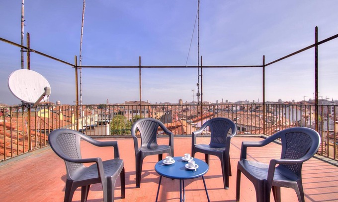 Santa Croce Apartment | ROOFTOP360, private terrace, 5pax, 3bed, wifi