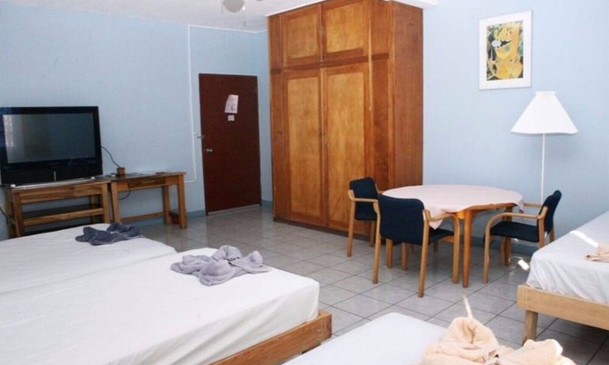 Managua Bed & Breakfast | ROOM 6-A - MARRIAGE BED