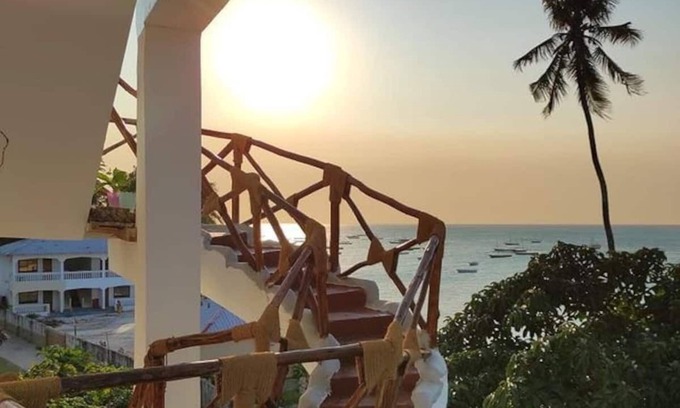 Nungwi Bed & Breakfast | Room B - at the right-side sea view 3rd flat, with 2 guests
