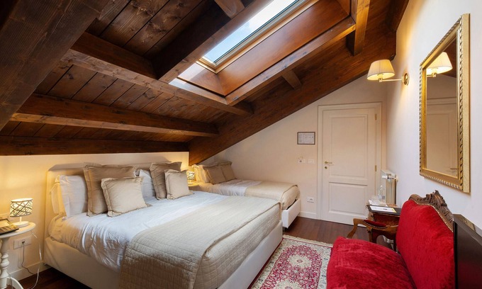 Vicoforte Apartment | Room 'Emanuele Filiberto' with Shared Terrace, Wi-Fi and Air Conditioning