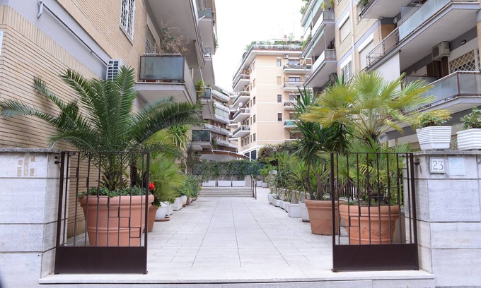 Tor di Quinto House | Room-emilio Home Triple Room in our Cozy