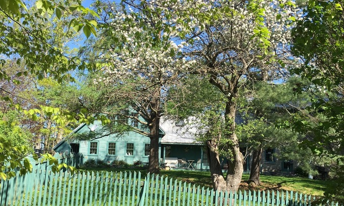 Richfield Springs House | Room for 10. Only 8 lakeside miles to Cooperstown/3 miles to Glimmerglass Opera.