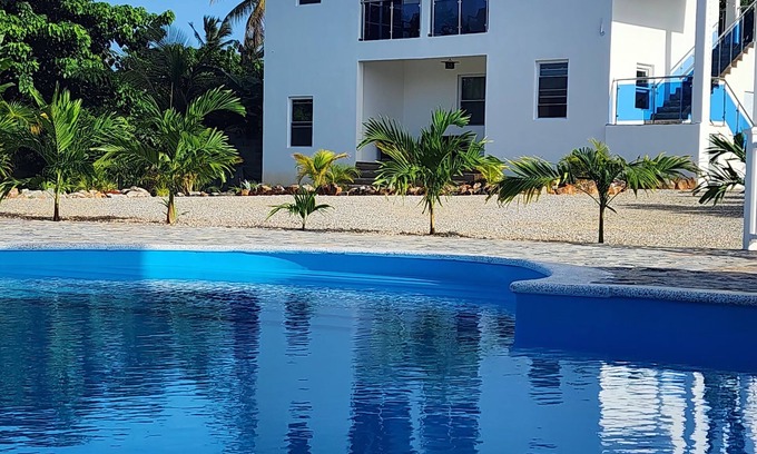 Las Galeras Apartment | Room for 2 in private villa w/pool @ 5 minute walk to beachn