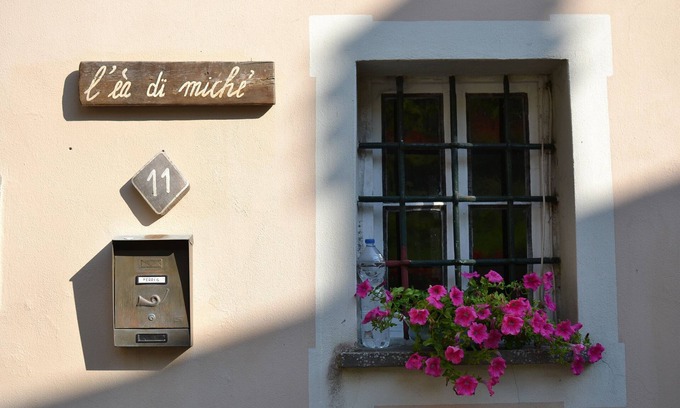 Carrodano Inferiore Apartment | Room 'Gloria' with Mountain View and Shared Garden