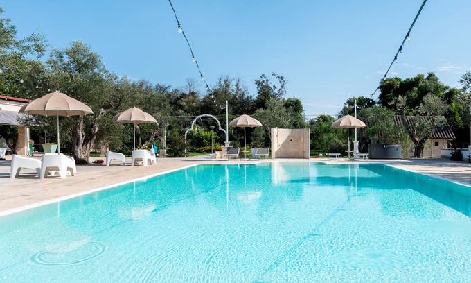 Castromediano Apartment | Room 'San Biagio - Superior 104' with Shared Pool, Wi-Fi and Air Conditioning