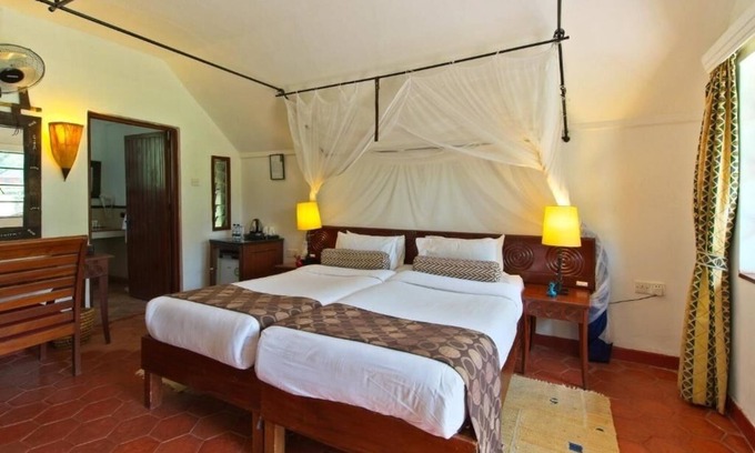 Maasai Mara Cabin | Room with Direct Access to Maasai Mara Safaris | Relaxing Room Ideal For Couple