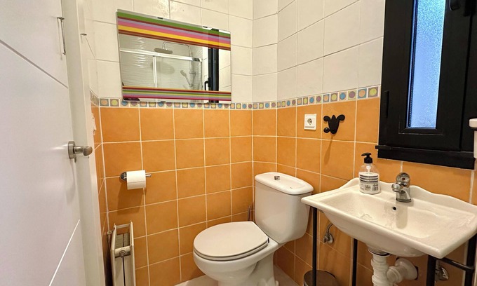 San Sebastian Bed & Breakfast | Room with private bathroom in a private house, independent entrance