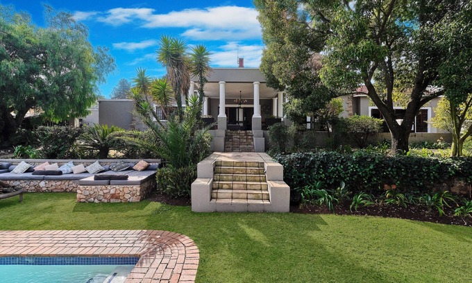 Houghton Estate House | Rose Road Manor - Spacious Full Home. Pet-Friendly with Huge Pool and Terrace!