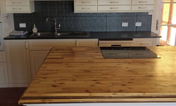 Central Mudgee House | Rosebank Estate - magnificent views over Mudgee CBD