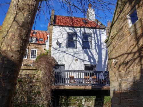 Robin Hood's Bay House | Roseberry Cottage