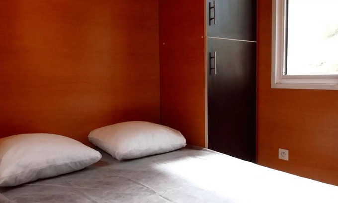 Villecroze Cabin | Roulotte Comfort 17 m2 1 Schlafzimmer - Mit Sanitär + Außentonnelle - ohne Klimaanlage 4 Personen