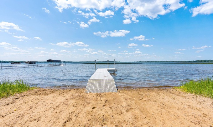 Brainerd Cabin | Round Lake- Family Friendly| Sandy Beach | Swim