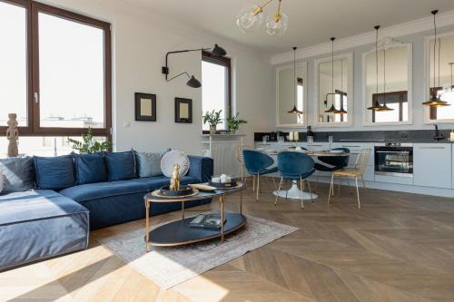 Wilanow Apartment | Royal Garden Apartment in Wilanow by Renters Prestige