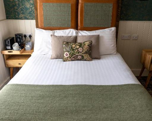 Temple Ewell Hotel | Royal Oak