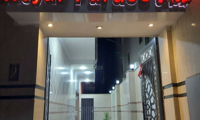 Al Mamsha El Seyahi Apartment | Royal Palace Home