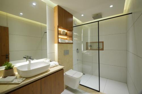 Kolenchery Apartment | Royale Suites - 1 BHK Serviced Apartment