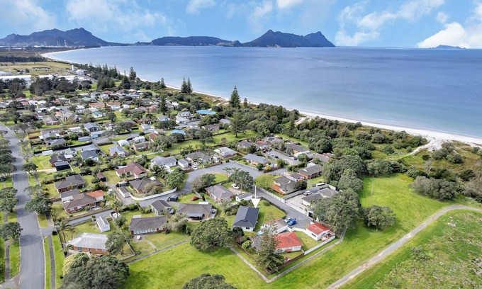 Ruakaka House | Ruakaka Coastal Reserve Retreat