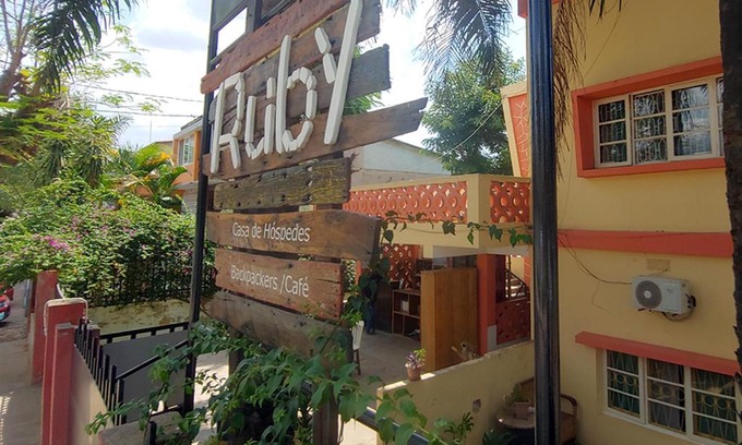 Nampula Hostel | Ruby - Casa de Hospedes - Backpackers