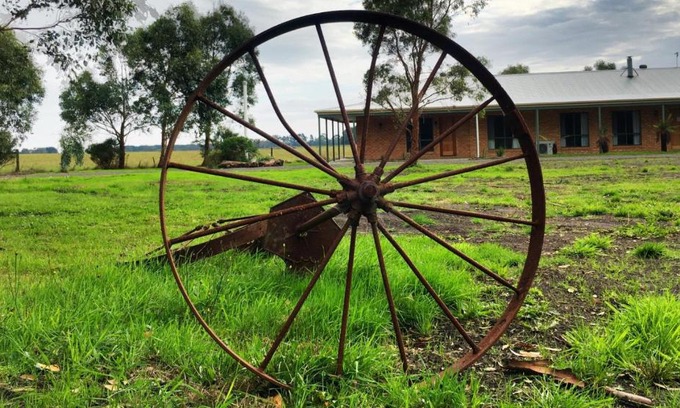 Simpson Bed & Breakfast | Ruby Rose