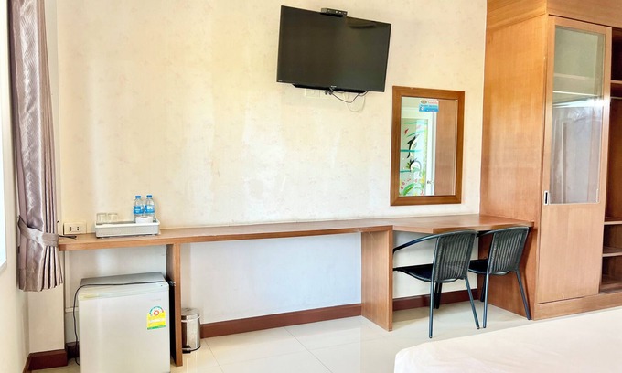 Ban Phai Hotel | Rungreang Hotel