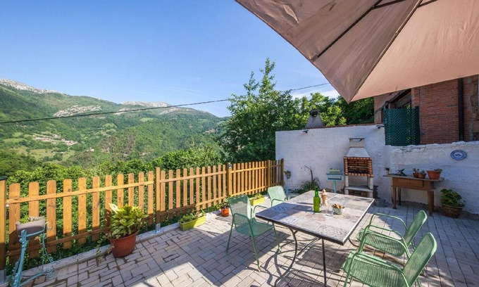 Santa Maria House | Rural Apartment El Carbayu