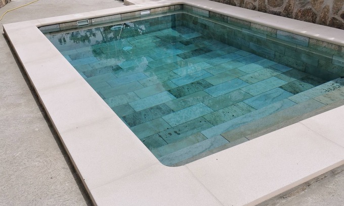 Navaluenga Cottage | Rural apartment Los Mirlos for 16 people