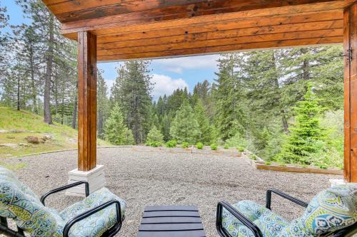 Newport House | Rustic and Modern Home with Forest Views in Newport!
