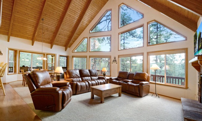 Munds Park Cabin | Rustic cabin on a 3/4 acre lot in Munds Park.