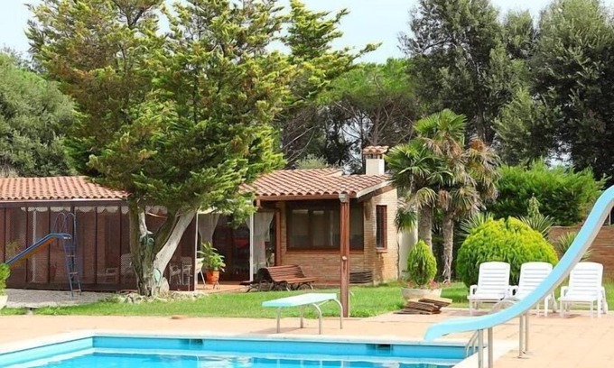 Fornells de la Selva Villa | Rustic house with pool in Girona