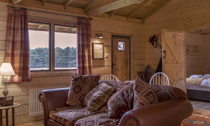 Sherwood Forest House | Rustic Log Cabin overlooking Sherwood Forest