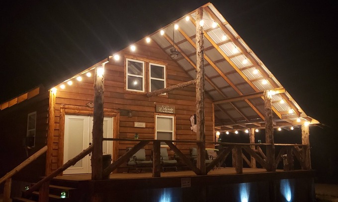 Annapolis Cabin | Rustic River Cabin Getaway