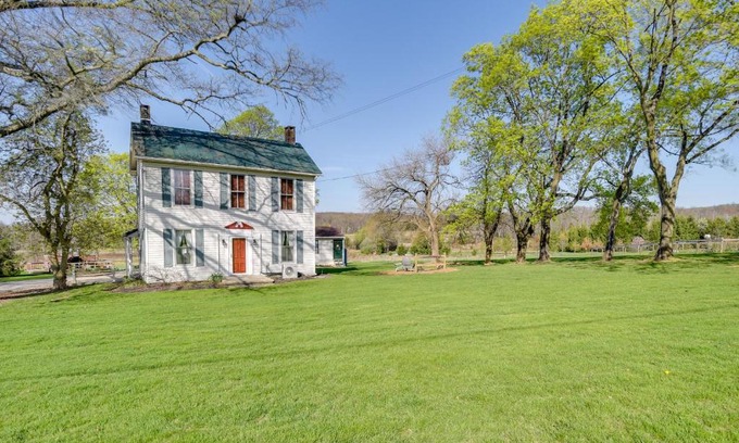 Rossville House | Rustic Wellsville Home - 5 Mi to Roundtop Mountain