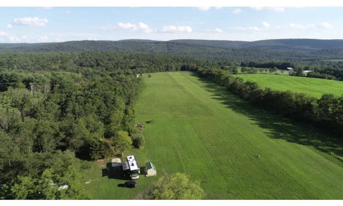 Pine Grove RV Rental | RV Site on Quiet, Private Airport