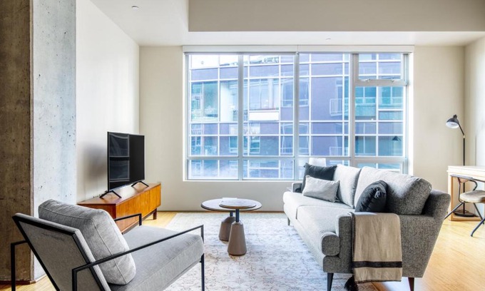 South Lake Union Apartment | S Lake Union 1BR w Gym Parking nr dining SEA-68