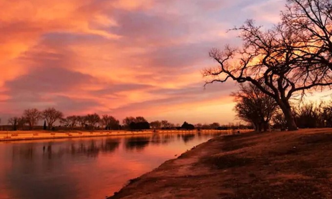 Carlsbad House | (S1) Enchanted Getaway ☀ Near River + Rec Area❣