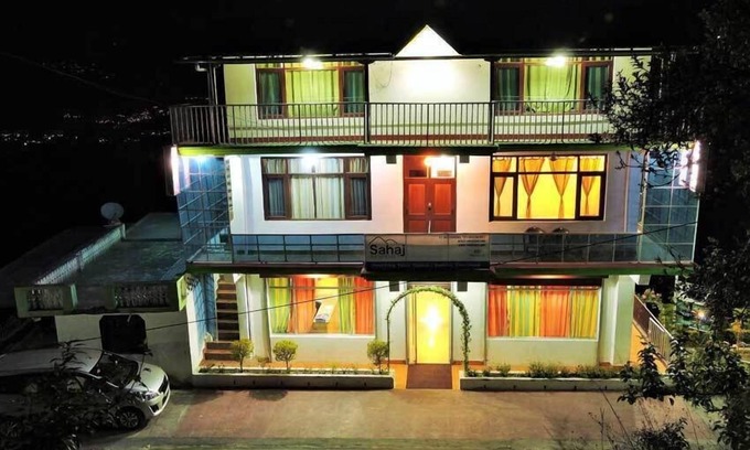 Turkaura Hotel | Sahaj Hotel