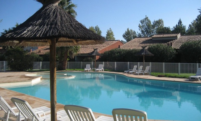 Lecci Villa | Saint Cyprien (air conditioned apartment with a pool)
